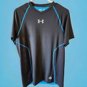 Under Armour top